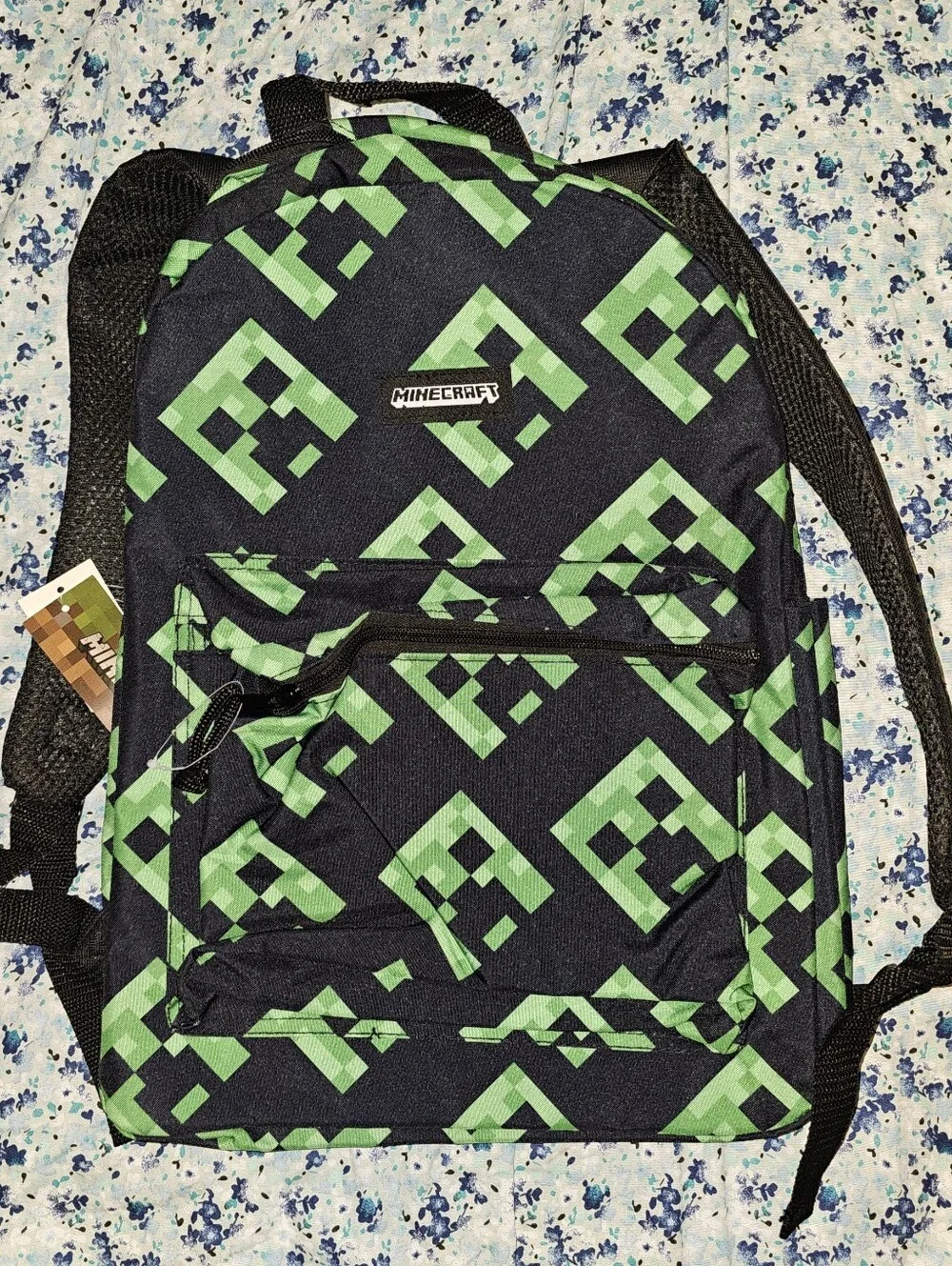 MINECRAFT Green Pixel Creaper Print Backpack Bag